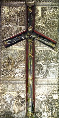 Крест св. Нины в Сионском соборе.  Фото 2010г.